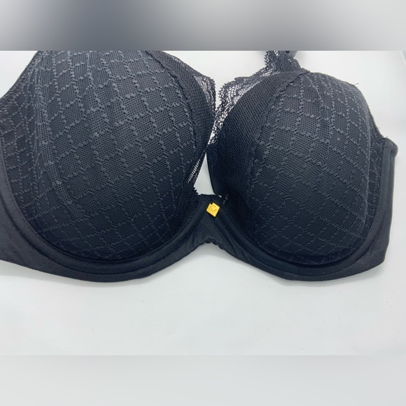 Chantelle Lingerie Norah Chic Underwire Plunge Bra - Picture 15 of 16